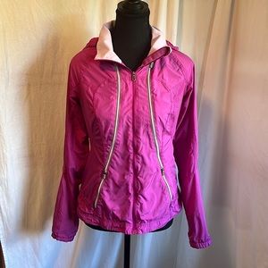 Lululemon Vented Running Jacket Full Zip Hood Reflective Mesh Long Sleeves